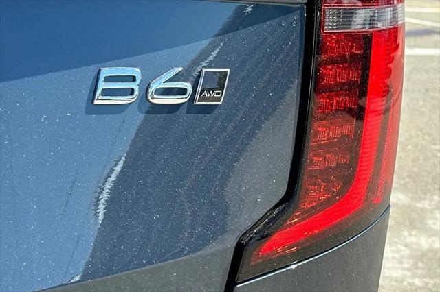 2026 Volvo XC90 Core, B6 AWD Gas (mild hybrid), Gasoline, Bright, 7 Seats