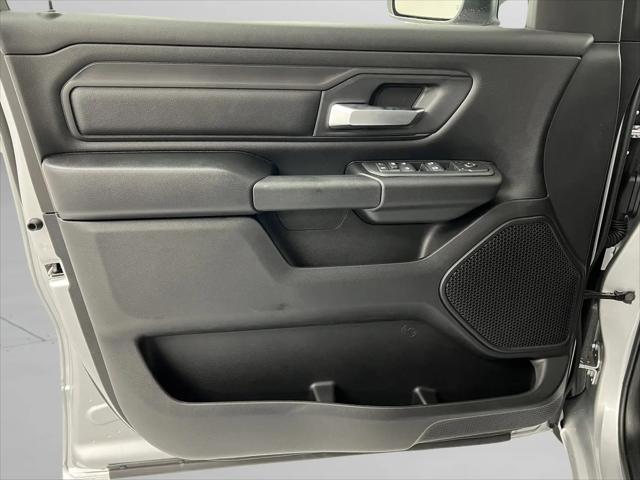 2026 Ram 1500 Tradesman Crew Cab 4x4 5'7" Box