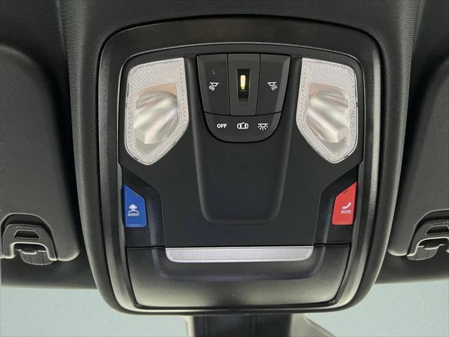 2026 Ram 1500 Tradesman Crew Cab 4x4 5'7" Box