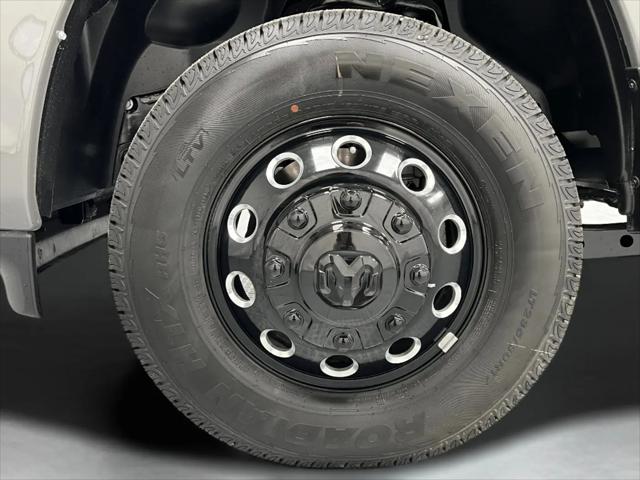 2026 Ram 3500 Big Horn Crew Cab 4x4 8' Box