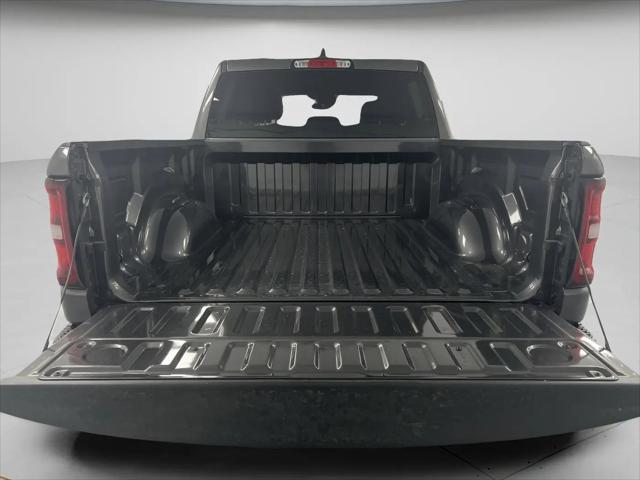2026 Ram 1500 Tradesman Crew Cab 4x4 5'7" Box