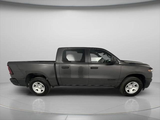2026 Ram 1500 Tradesman Crew Cab 4x4 5'7" Box