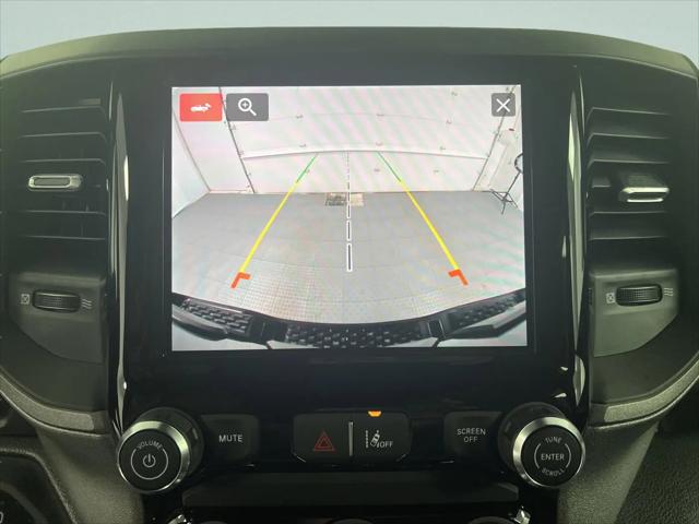 2026 Ram 1500 Tradesman Crew Cab 4x4 5'7" Box
