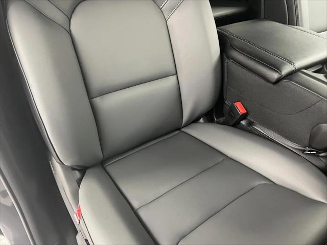 2026 Ram 1500 Tradesman Crew Cab 4x4 5'7" Box