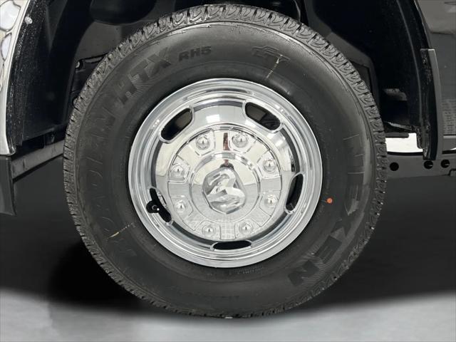 2026 Ram 3500 Tradesman Crew Cab 4x4 8' Box