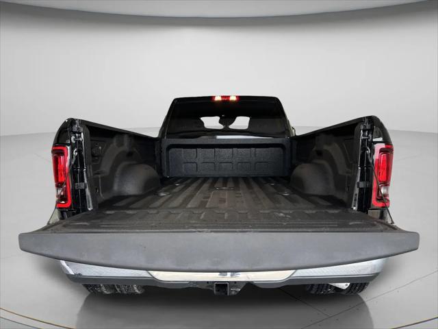 2026 Ram 3500 Tradesman Crew Cab 4x4 8' Box