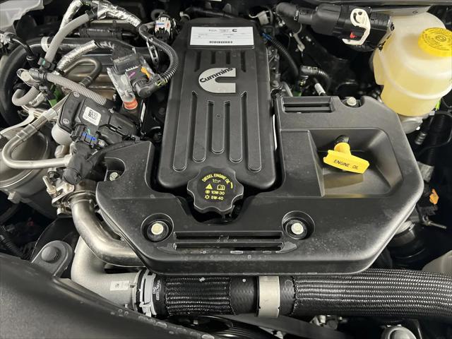 2026 Ram 3500 Tradesman Crew Cab 4x4 8' Box