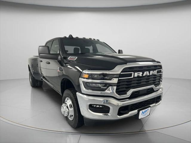 2026 Ram 3500 Tradesman Crew Cab 4x4 8' Box