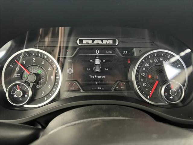 2026 Ram 1500 Warlock Crew Cab 4x4 5'7" Box