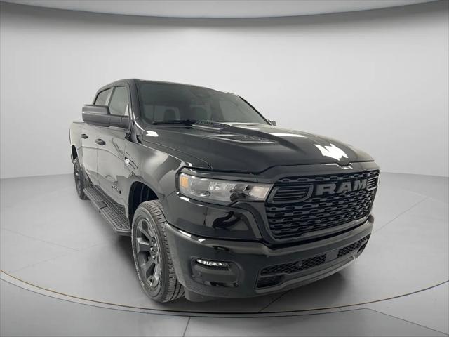 2026 Ram 1500 Express Crew Cab 4x4 5'7" Box