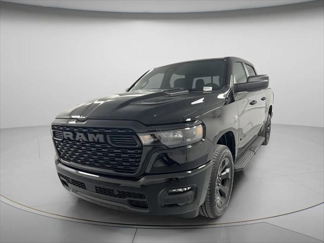 2026 Ram 1500 Express Crew Cab 4x4 5'7" Box
