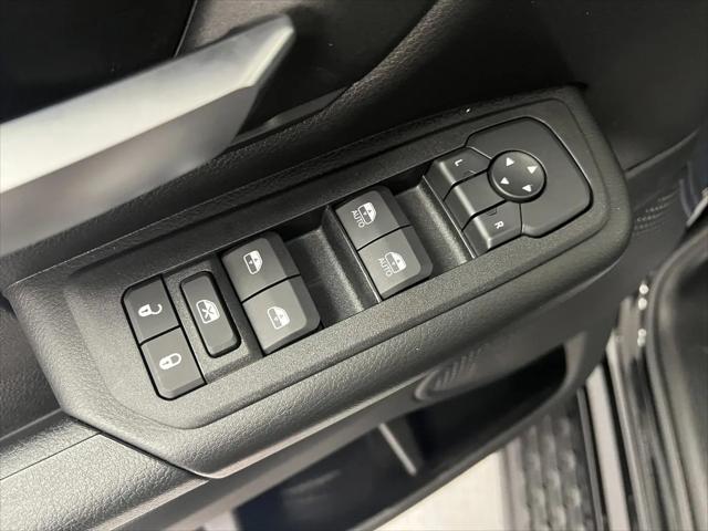 2026 Ram 1500 Express Crew Cab 4x4 5'7" Box