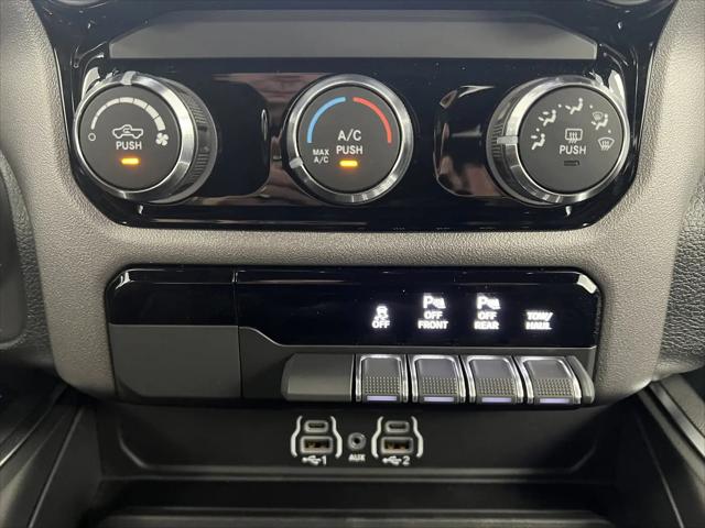 2026 Ram 1500 Express Crew Cab 4x4 5'7" Box
