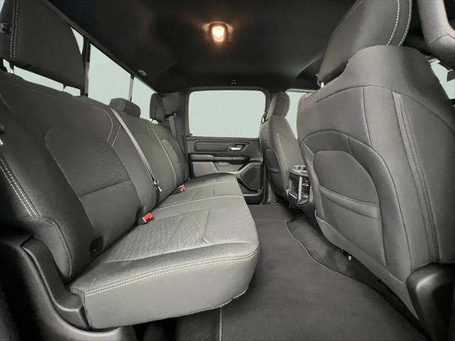 2026 Ram 1500 Express Crew Cab 4x4 5'7" Box