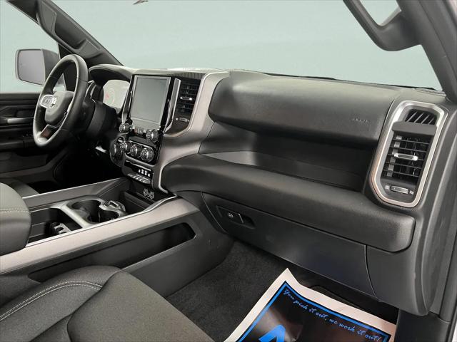 2026 Ram 1500 Express Crew Cab 4x4 5'7" Box