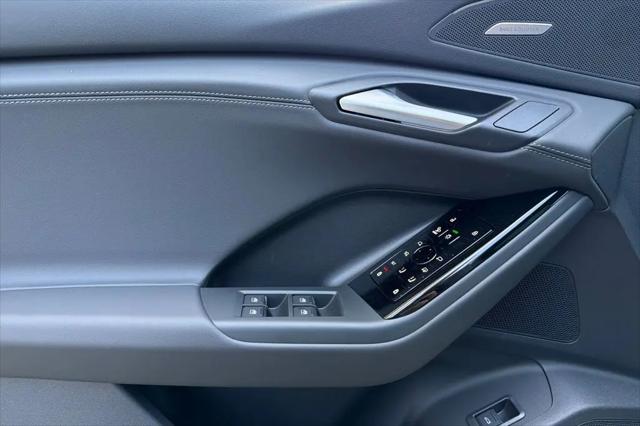 2027 Audi Q6 e-tron Premium Plus