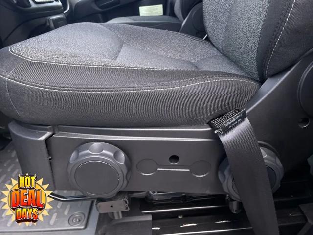2024 Ram ProMaster Cargo Van SLT High Roof 136" WB