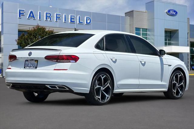 2020 Volkswagen Passat 2.0T R-Line
