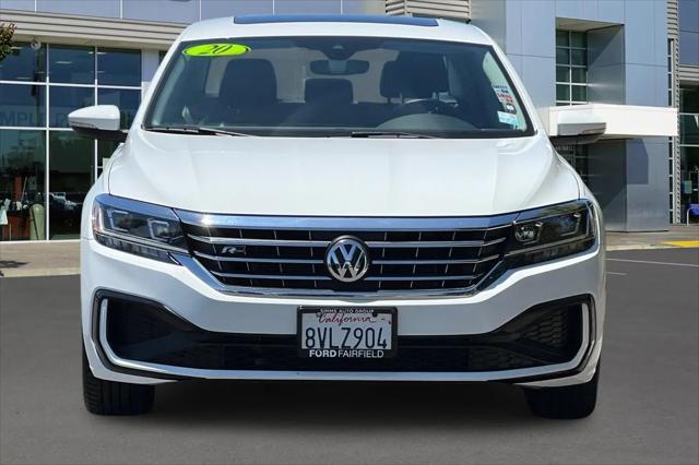 2020 Volkswagen Passat 2.0T R-Line