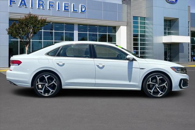2020 Volkswagen Passat 2.0T R-Line