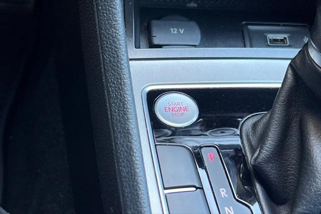 2020 Volkswagen Passat 2.0T R-Line