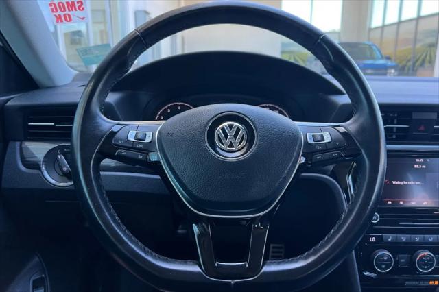 2020 Volkswagen Passat 2.0T R-Line