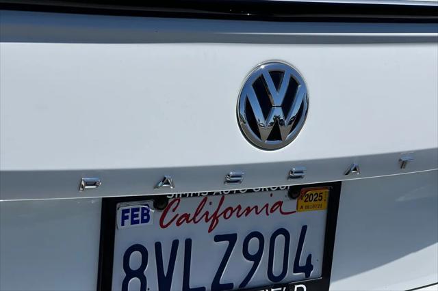 2020 Volkswagen Passat 2.0T R-Line