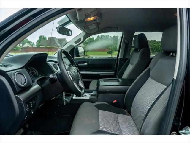 2017 Toyota Tundra SR5 5.7L V8