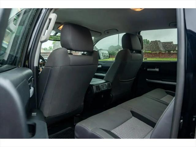 2017 Toyota Tundra SR5 5.7L V8