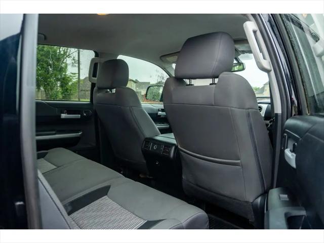 2017 Toyota Tundra SR5 5.7L V8