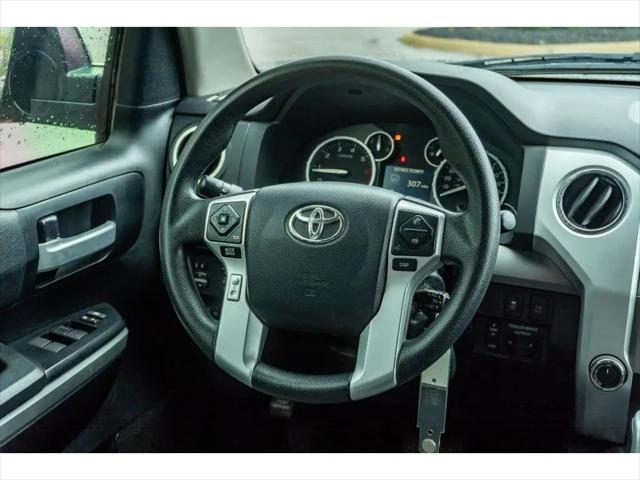 2017 Toyota Tundra SR5 5.7L V8