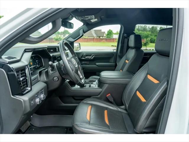 2024 GMC Sierra 1500 4WD Crew Cab Standard Box AT4