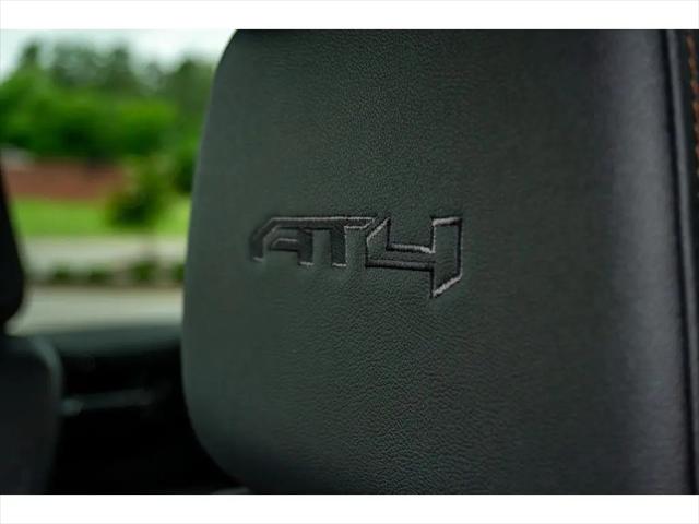 2024 GMC Sierra 1500 4WD Crew Cab Standard Box AT4