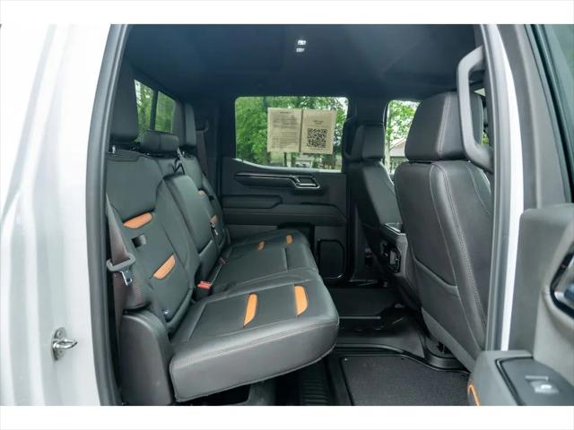 2024 GMC Sierra 1500 4WD Crew Cab Standard Box AT4