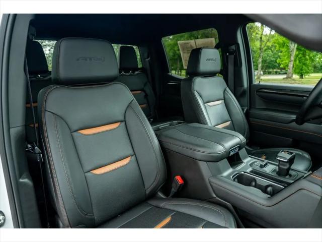 2024 GMC Sierra 1500 4WD Crew Cab Standard Box AT4
