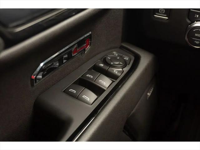 2024 GMC Sierra 1500 4WD Crew Cab Standard Box AT4