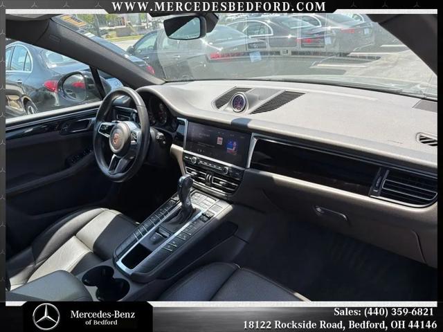 2020 Porsche Macan Macan