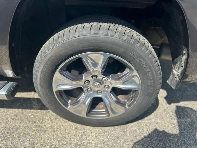 2022 Ram 1500 Laramie Crew Cab 4x4 5'7" Box