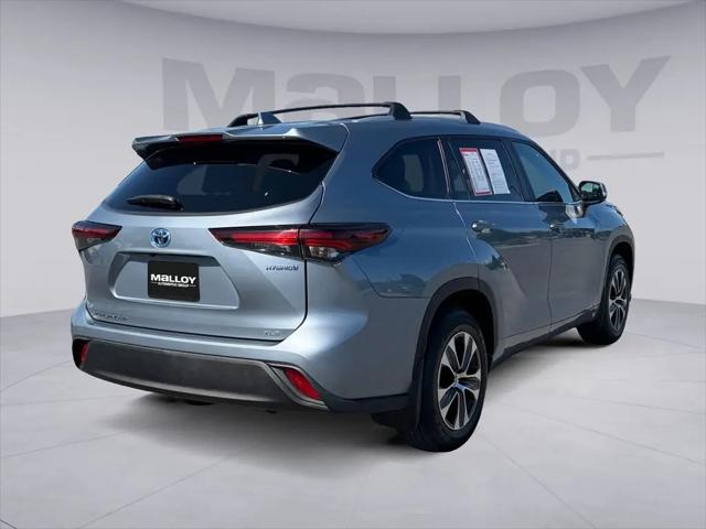 2024 Toyota Highlander Hybrid XLE