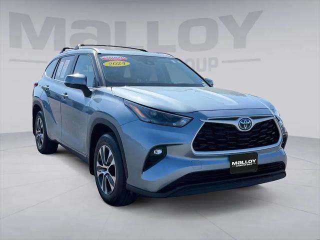 2024 Toyota Highlander Hybrid XLE