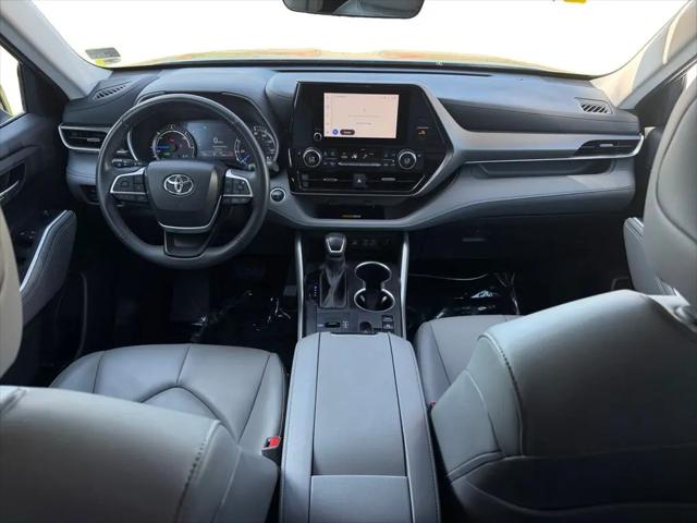 2024 Toyota Highlander Hybrid XLE
