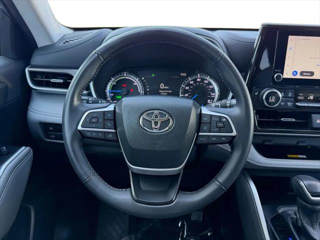 2024 Toyota Highlander Hybrid XLE