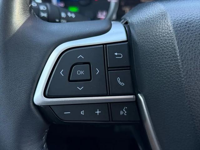 2024 Toyota Highlander Hybrid XLE