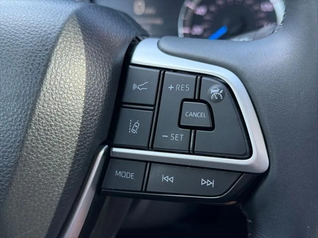 2024 Toyota Highlander Hybrid XLE