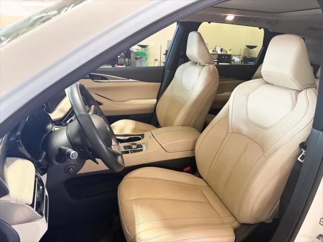2023 INFINITI QX60 LUXE AWD
