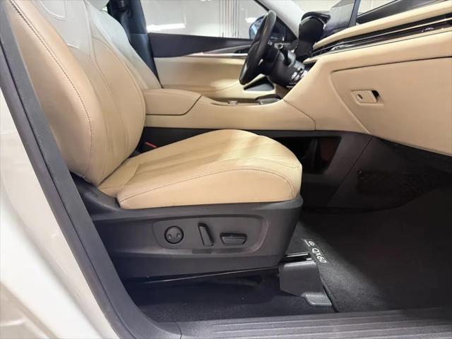 2023 INFINITI QX60 LUXE AWD