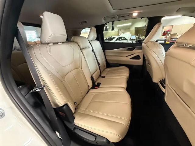 2023 INFINITI QX60 LUXE AWD