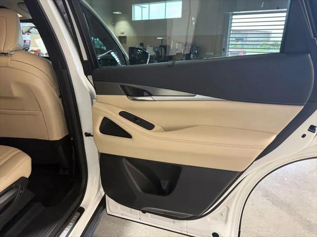 2023 INFINITI QX60 LUXE AWD
