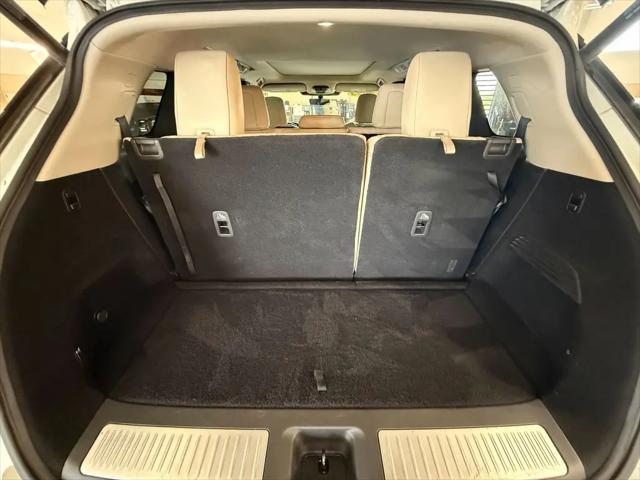 2023 INFINITI QX60 LUXE AWD