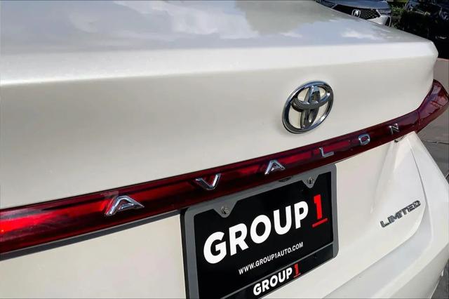 2022 Toyota Avalon Limited